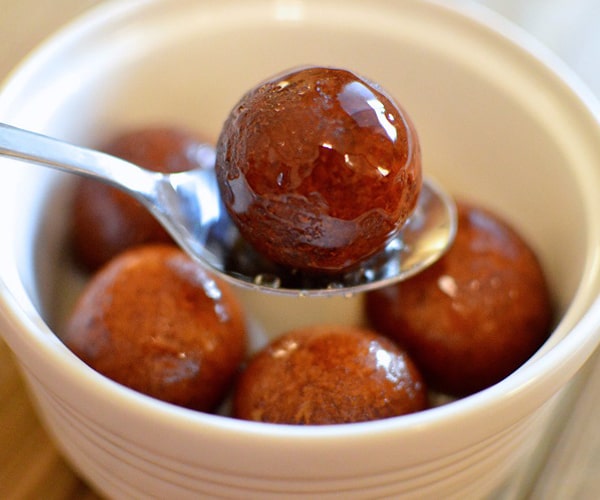 GULAB JAMUN